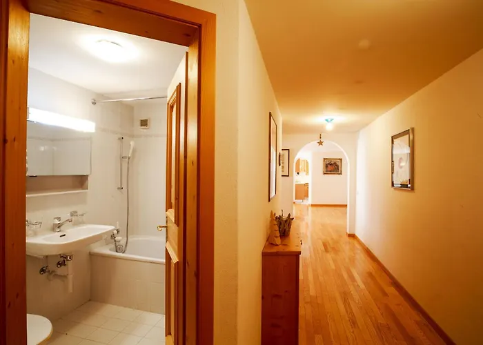 Chesa Foulla Rosa - 6 Pax Appartement