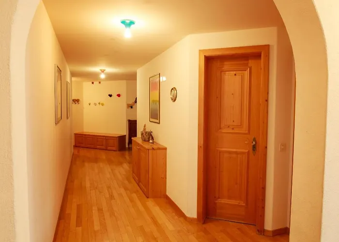 Chesa Foulla Rosa - 6 Pax * Челерина