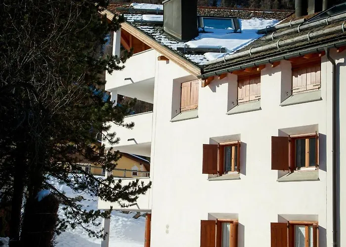 Chesa Foulla Rosa - 6 Pax Челерина