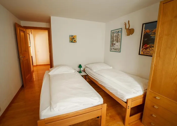 Chesa Foulla Rosa - 6 Pax